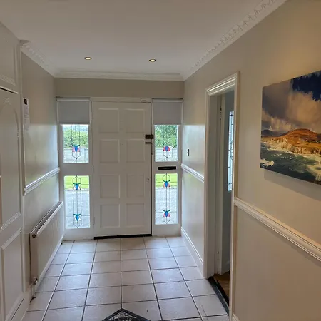 بيت للعطل Teachin Na Greine