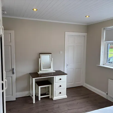 بيت للعطل Teachin Na Greine *