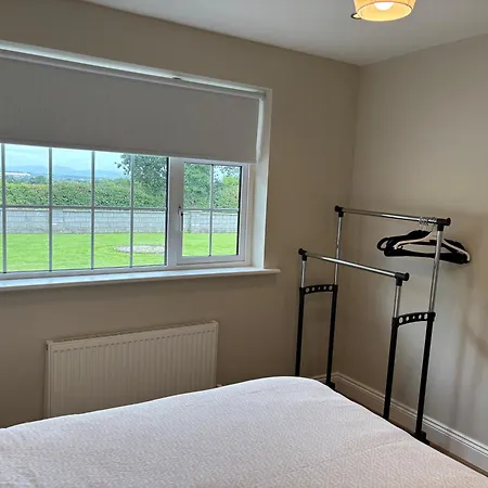 Teachin Na Greine * Cahir